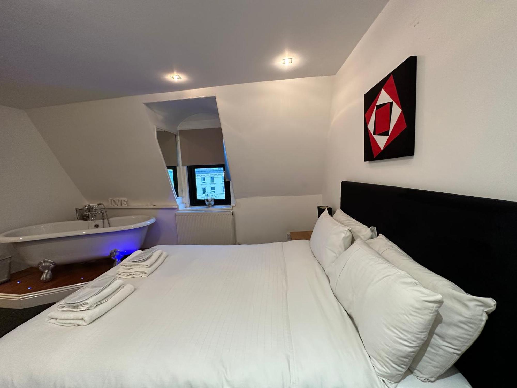 The Carlton'S Holiday Suites Bridlington Bagian luar foto