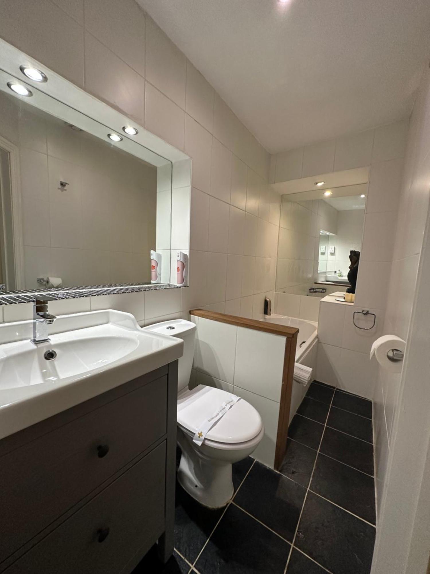 The Carlton'S Holiday Suites Bridlington Bagian luar foto